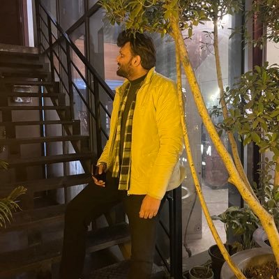 dev_techieguy's profile picture. Software Developer