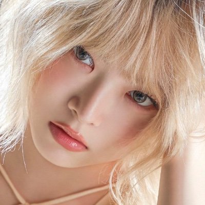 poc • 04 • multi • ults: @le_sserafim @TXT_bighit @JYPETWICE