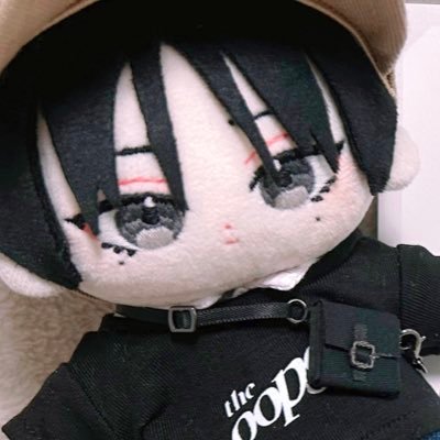 @uma___の自キャラぬいちゃんを愛でたい隔離アカウント。ぬい界隈初心者です。自我ポストもします。成人済🧸ぬい制作はみみぱん様(@mmpnunico )に依頼しました🪡