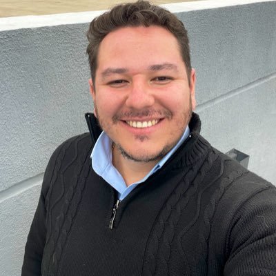 🚀 Mentor en desarrollo profesional y personal | 🌱 Ayudo a alcanzar metas y transformar desafíos en oportunidades | 🎧 Apasionado de la música y el aprendizaje