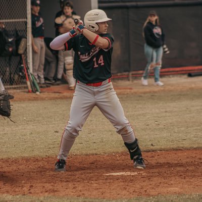 Colomecooper_'s profile picture. EBHS 🏹 C/O 2028 Baseball/Football 5’8 170lbs. 3.3 GPA 1020 PSAT