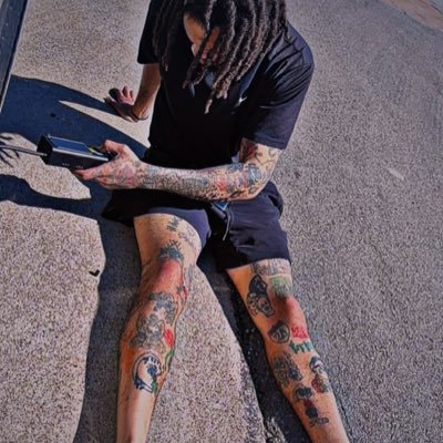 Artist of Tattoos tattoo artist I draw tattoos I do tattoos 🖋💉 I tattoo myself also my instagram @TATTMANSLiM if I’m in your city fwm #inkmywholebodyidgamf