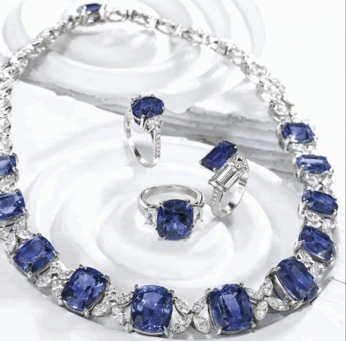 22LEVON's profile picture. 