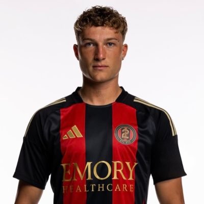 SalMxzza's profile picture. Toronto🍁 // USF Men’s Soccer Alum💚// Player for Atlanta United🔴⚫️