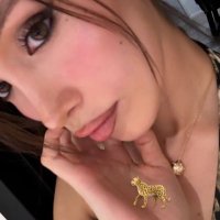 Violet (@violet106147975) 's Twitter Profile
