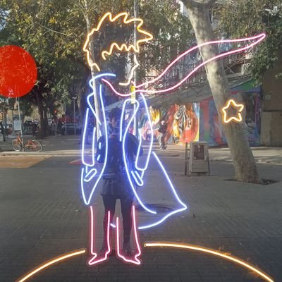 Una tia sensible, fanàtica de l'univers i boja perduda que viu entre angoixadíssima i súper feliç🤸🏽♀️🤟🏽