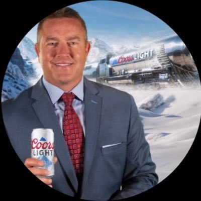 Willie on here. 822 Credit Score. Relationship Manager. Silver Bullet Fanatic. 6X Fantasy Football Champion. 2x Cracker of the Day #GBO 🍊 #HereWeGo #LGM #Isles