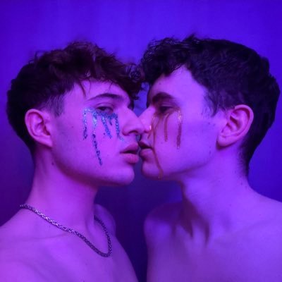 Two guys from Poland, seeking new, sensual experiences. Ready for more? Join us 😈 DM/collab https://t.co/FZROjAAjVF