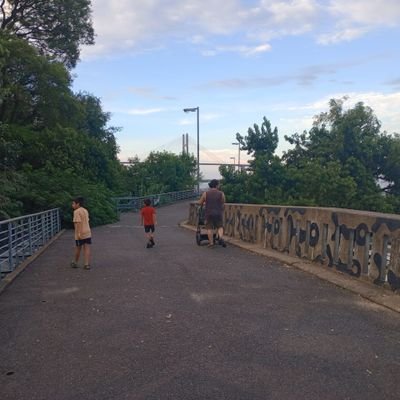 LadyMaqui's profile picture. Con los pies en la tierra y la mente en el cielo