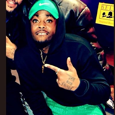 Str8 Fwd No Brakez!
from: Des Moines 2 Oakland 2 Denver n back but nothins permanent..
(IG: Hank_Joseph)