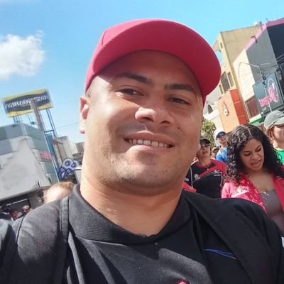 enzobarsa's profile picture. Estudiante De Derecho Universidad Fermín Toro estado Lara , Amante de los Deportes , no es mi culpa que mi Sangre sea Roja y mi corazón este a la izquierda 🇻🇪