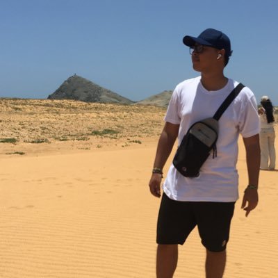 blmoralesvargas's profile picture. Profesor de Ciencias Sociales. A veces siempre, bajista y baterista.