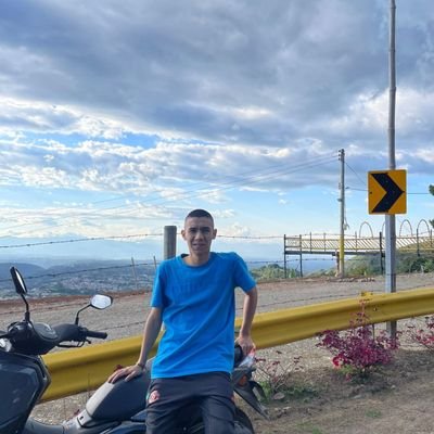santiagoohurta's profile picture. 