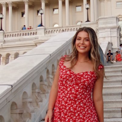 ashlynnstrad's profile picture. FL | DC ☀️📝🤳