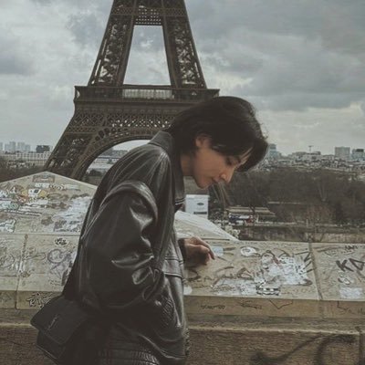 ⓘ this user was saved by taylor swift's music. — saw twice 20231001