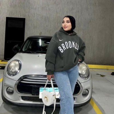 Broken inside هشتكه outside