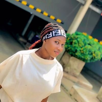 obhaa_yhaa12230's profile picture. 
