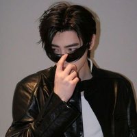yvo. (@pshlvr_) 's Twitter Profile
