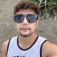red (@redliquid7) 's Twitter Profile