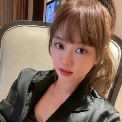 Christna995634's profile picture. 