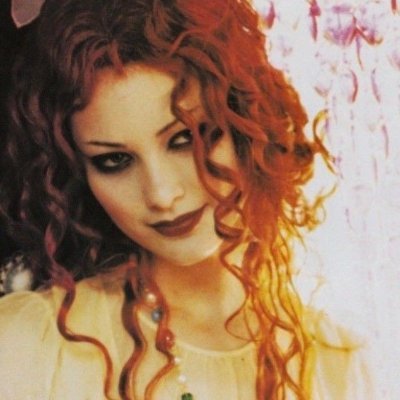 The mysterious woman in white. #FrankenMun (mun is an adult) MDNI. FC: Shalom Harlow