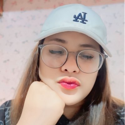 Ecanggggg12's profile picture. Life isn’t about finding yourself, it’s about creating yourself.