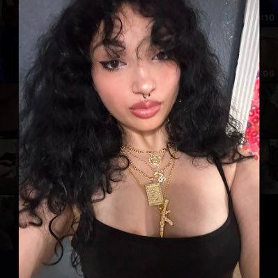 rosie , 20💌vet tech & cna student ! unless “menu” ONLY RESPOND ON OF❗️this and @rosiexcreamy are my ONLY ACCOUNTS. besides “ menu” only sext/talk on OF
