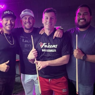 burpeesandsmile's profile picture. 