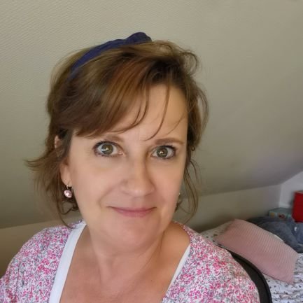 MartinaKoe's profile picture. Leseratte, Reisenase. Serienjunkie.
🏳️‍🌈🇺🇦 💚

#wirsindmehr #fckafd #TrumpIsUnfitForOffice

Follow me at https://t.co/ew4GTpSGkP