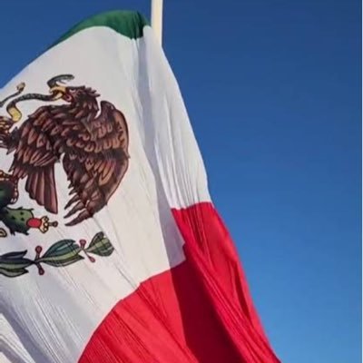 Jugador d la vida; (SNI nivel 1, jubilado); en las canchas de tenis El Junco; en las relaciones interpersonales; en el compromiso político y la sustentabilidad.