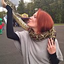 Alexa Queen - @ElenaRichBich - Twitter