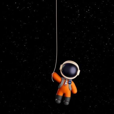 I'am  not crazy, me reality is  just diferent
-Otro día más en el planeta tierra-
