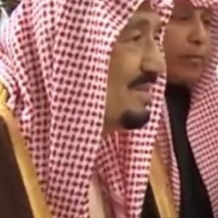 خريجة جامعة الملك سعود / اللهم أغفر لأمي وارحمها ... جنة الدنيا فاق حنيني لها كل شي... أكتب هنا مايروق لي ليس بالضرورة يرضيك ولكنه حتماً يرضيني🧚♀️