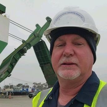 Georgemart17305's profile picture. 