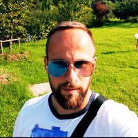 Radek (@pifkul) 's Twitter Profile