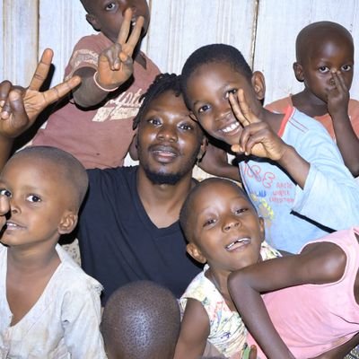 Bringing hope to orphans, street kids, elderly & people in need.
📍 Uganda | 🙏 Christian Nonprofit
💙 Charity | Feeding | Shelter | Love
https://t.co/twEVuzAOlv