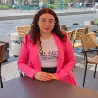 Andrea Lezama B (@andrealezamab) 's Twitter Profile