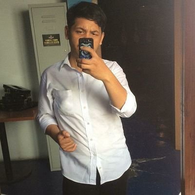 Akun ini di kelola kementrian keluarga Rothschild.