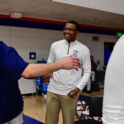 Assistant Coach @msudenvermbb, @abbeymbb alum, @cnathletics1 alum