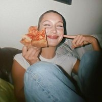dana (@girl_danaa) Twitter profile photo