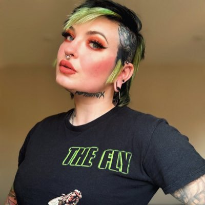 28 🎃 ✨ Horror blogger 🔪 Saw Franchise Defender 🧩 Obsessed with that one Fly themed movie from 1986🪰📼 Insta/Tiktok @/thejigsawkiller_ 💌