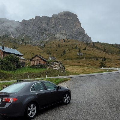 piotrcecotka's profile picture. 