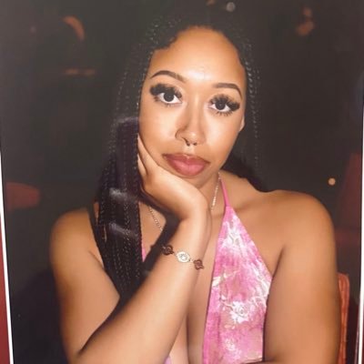 G_Dollahz's profile picture. Vision is the art of seeing what's invisible to others...🌓✨