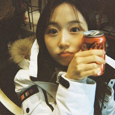 t0pfl's profile picture. 🫟🧣🐠🎧🧼🍋‍🟩🍄 🀄️—𝒟𝓊mpy 🅴🅸🅴🅸 ⠀ ⠀ ⠀ ⠀ ⠀ ⠀ ⠀ ⠀ ⠀ ⠀ ⠀ ⠀ ⠀ #แล้วแต่จะคิดชีวิตคนละแบบ