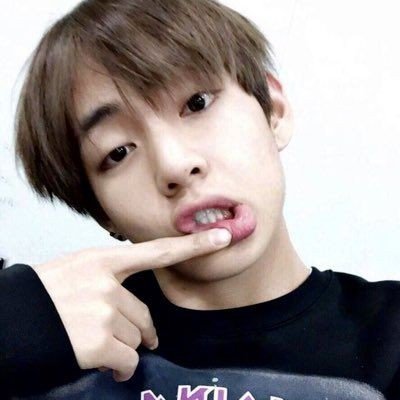 Ikimtaehyungluv's profile picture. you know who paved the way