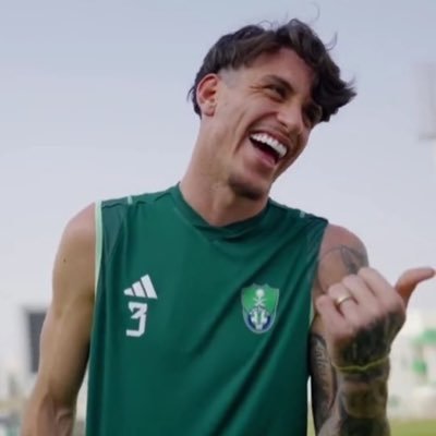 #Games 🎮 | #Anime 🎦 | #Football ⚽️ | #ManchesterUtd #Alahli #FinalFantasy #kingdomHearts ( احلام الناس لاتنتهي )
