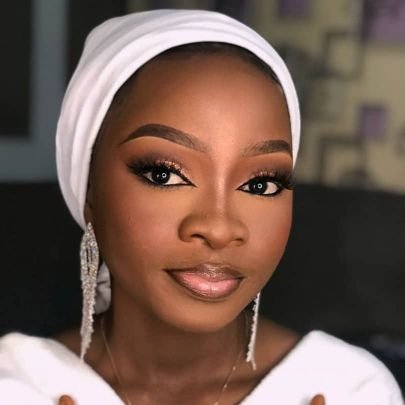 Mfoniso123's profile picture. Thrive not to be an option