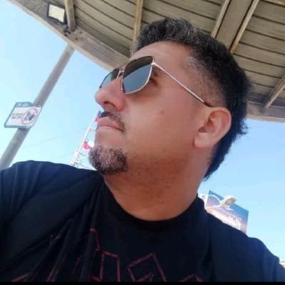 Albo de nacimiento,cantante,musico,chef y pulento #sipoapruebo #fueraB$N. Soy del 38% que no se amarilló.