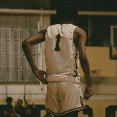 ucancallmesani2's profile picture. 6’4 CG💕 LMC 📍.Old Account @ucancallmesani |Contact info : Hasanitandy2@gmail.com