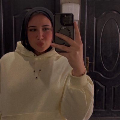 الحمدلله دائماً وابدا 🤍 لا اله الا انت سبحانك انى كنت من الظالمين